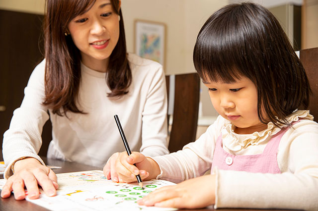 幼児教育とは？大切なこと・親が持つべき心構えと教育の種類について