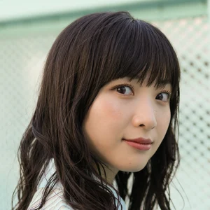 有安 杏果 (ありやす・ももか)さん (歌手)