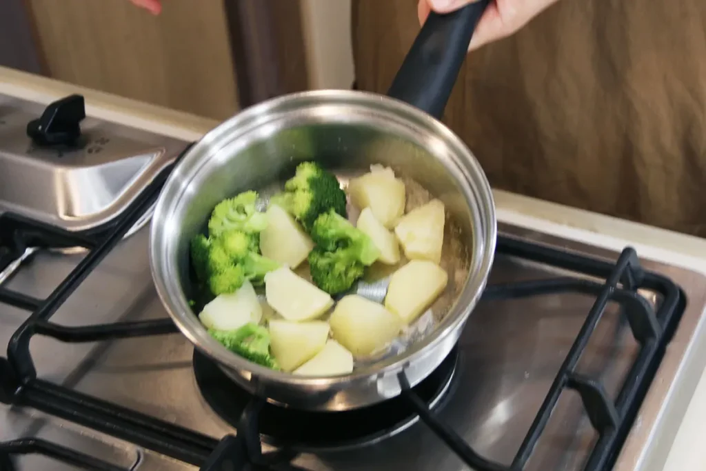 ピクニック弁当　子ども　かわいい