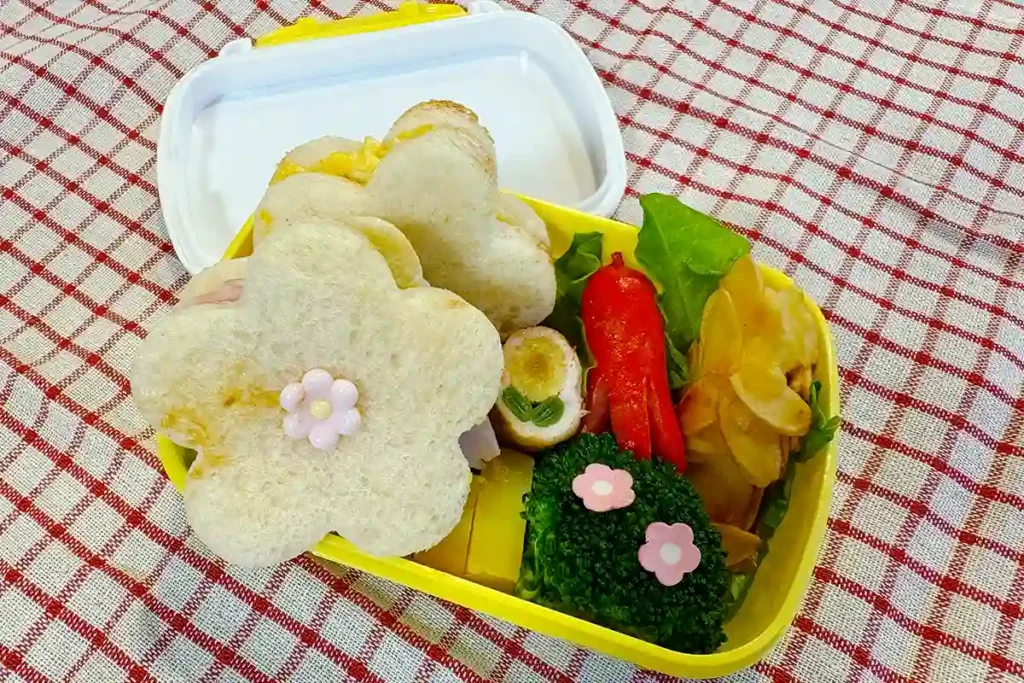 ピクニック弁当　子ども　かわいい